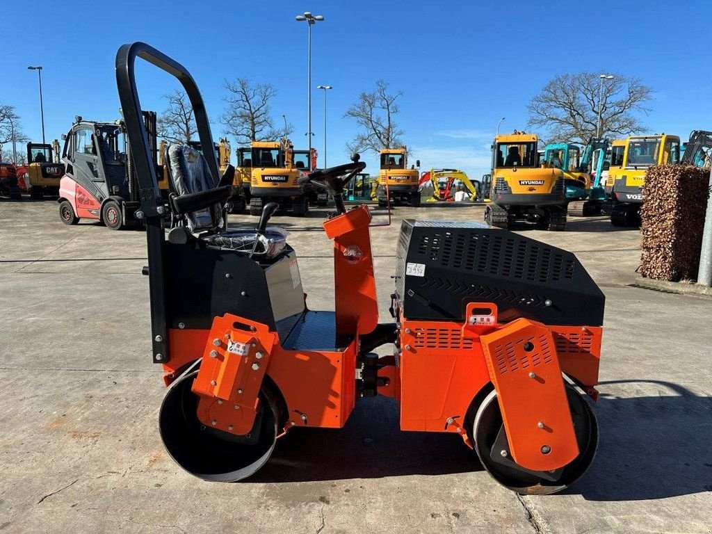 Packer & Walze типа Sonstige KUL DR-2700, Gebrauchtmaschine в Antwerpen (Фотография 4)