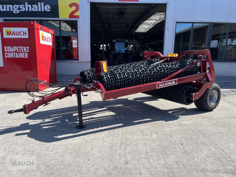 Packer & Walze des Typs Sonstige Maximus Cambrdigewalze, Neumaschine in Burgkirchen (Bild 1)