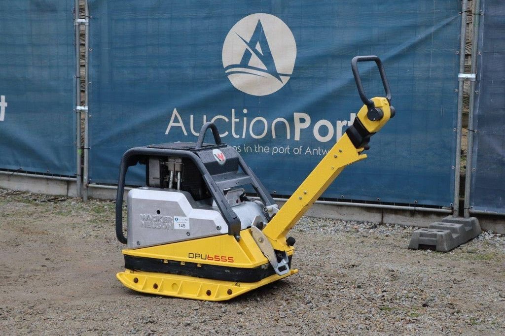 Packer & Walze Türe ait Sonstige Neuson DPU 6555, Gebrauchtmaschine içinde Antwerpen (resim 3)