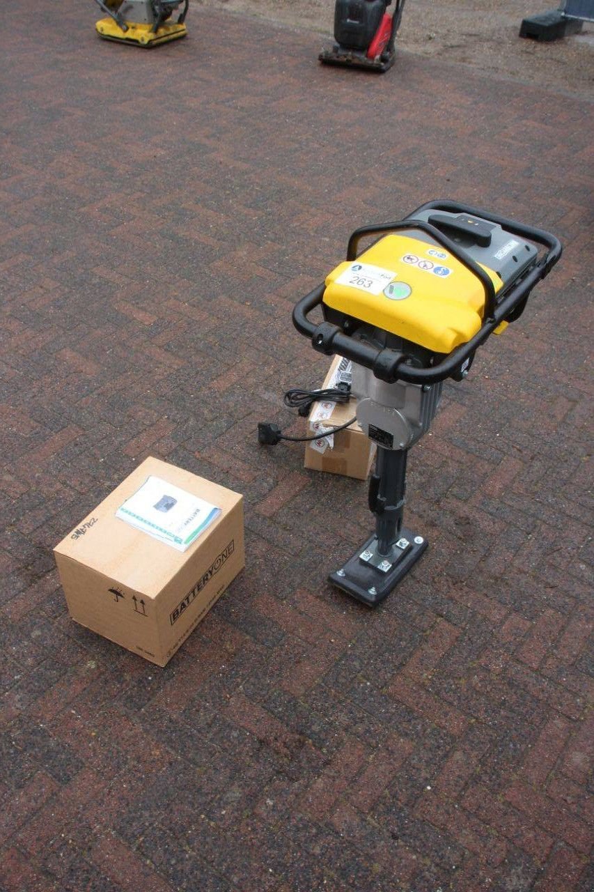 Packer & Walze Türe ait Sonstige Neuson Rammer AS 30, Neumaschine içinde Antwerpen (resim 5)