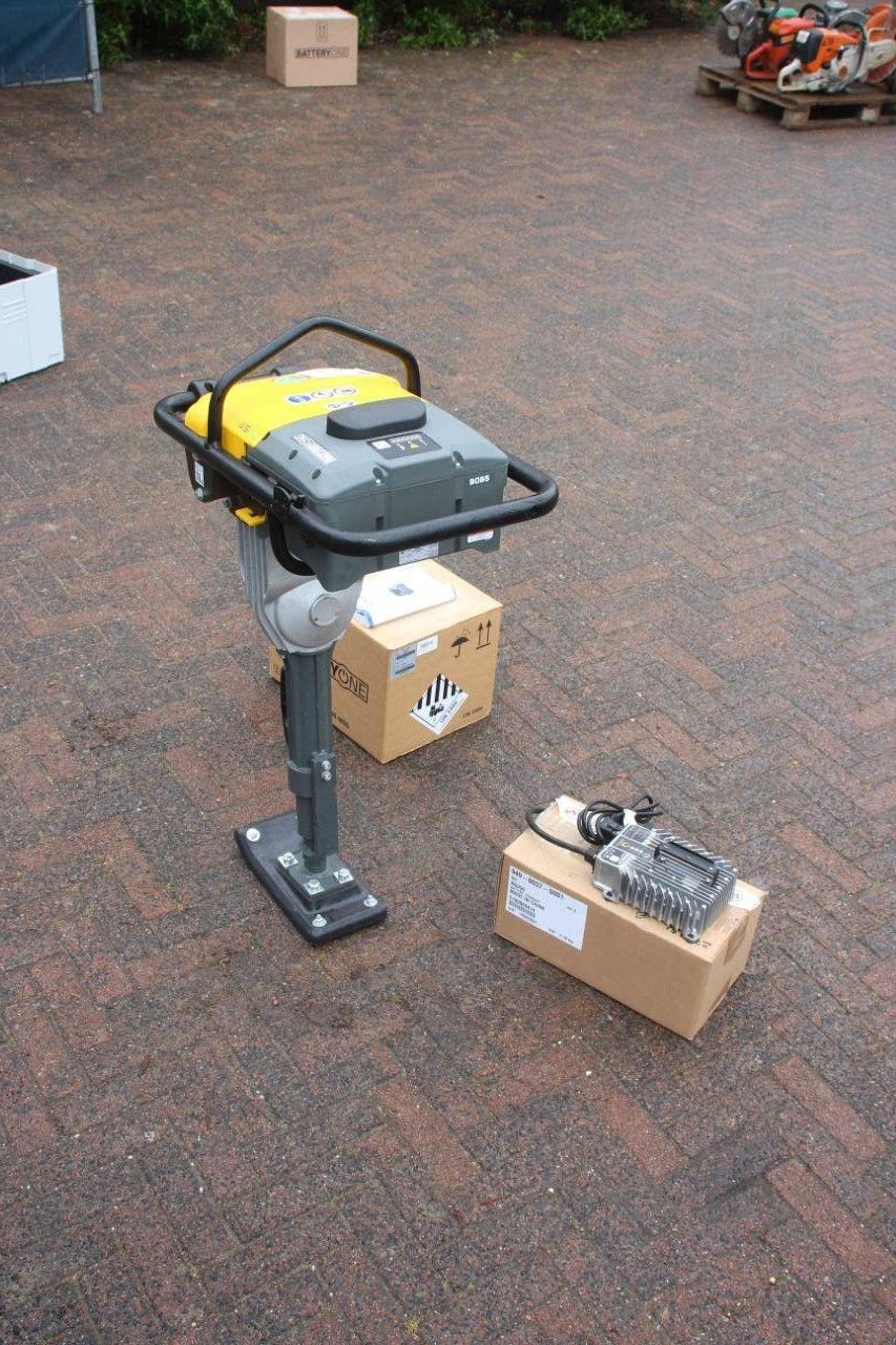 Packer & Walze Türe ait Sonstige Neuson Rammer AS 30, Neumaschine içinde Antwerpen (resim 7)