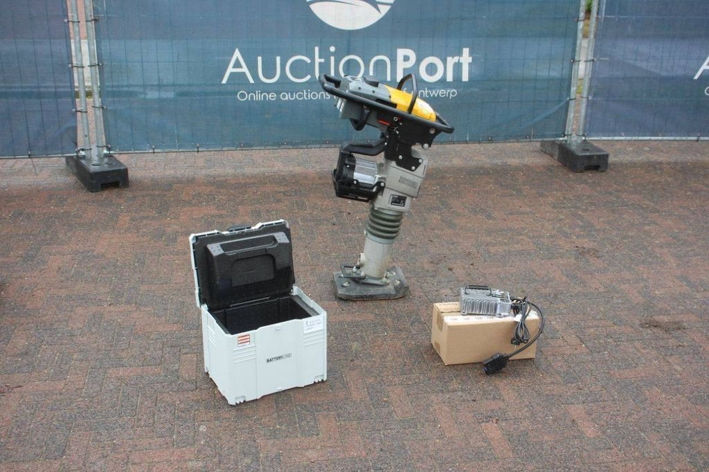 Packer & Walze typu Sonstige Neuson Rammer AS 50, Gebrauchtmaschine v Antwerpen (Obrázok 1)