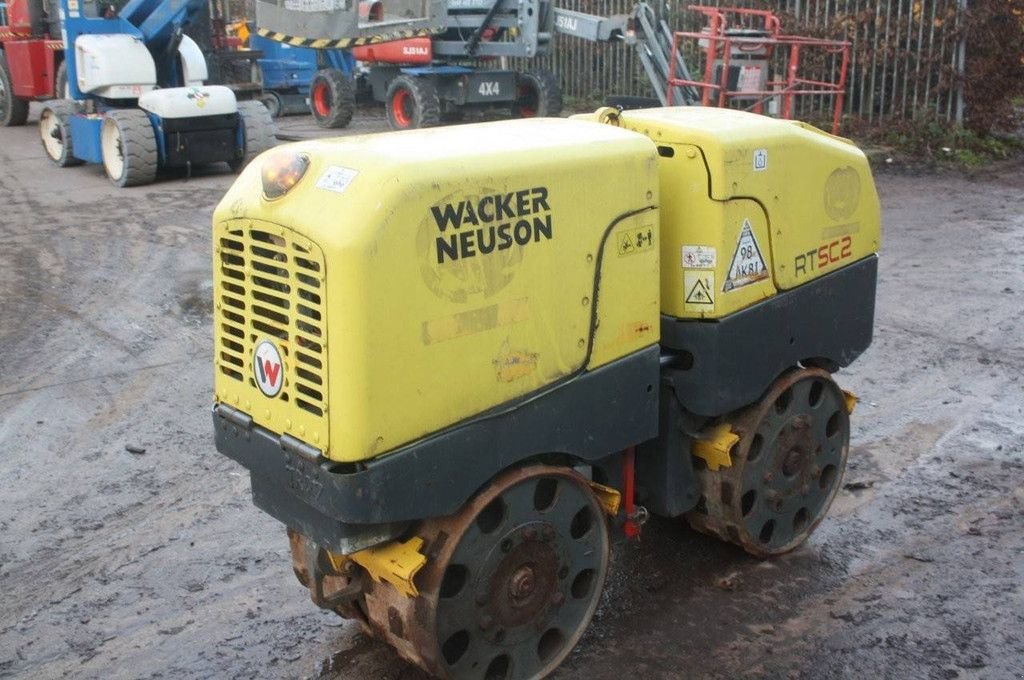 Packer & Walze типа Sonstige Neuson Roller RT, Gebrauchtmaschine в Antwerpen (Фотография 4)