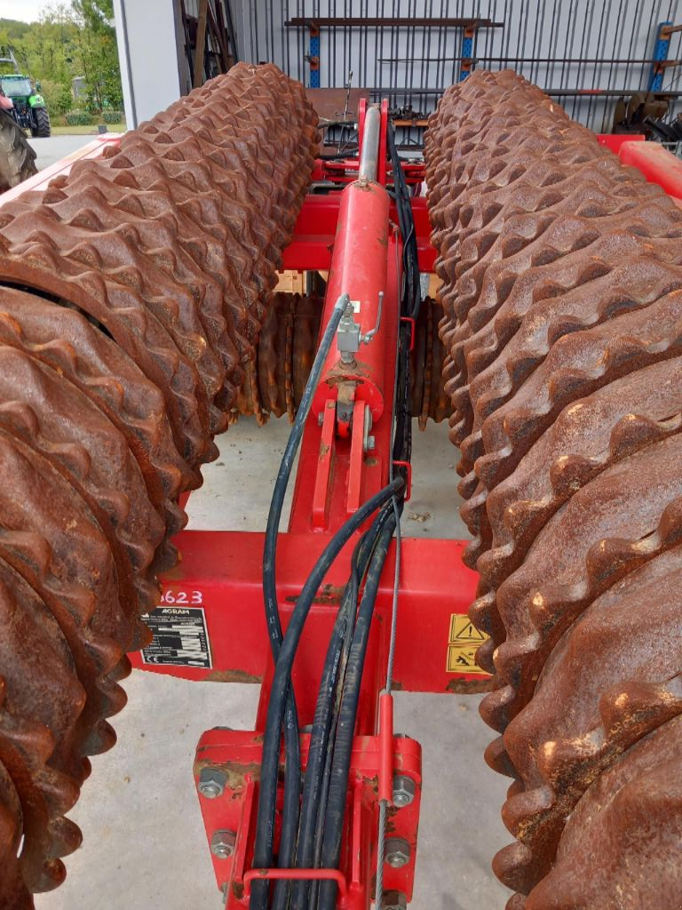 Packer & Walze от тип Sonstige RC 830, Gebrauchtmaschine в BRECE (Снимка 10)