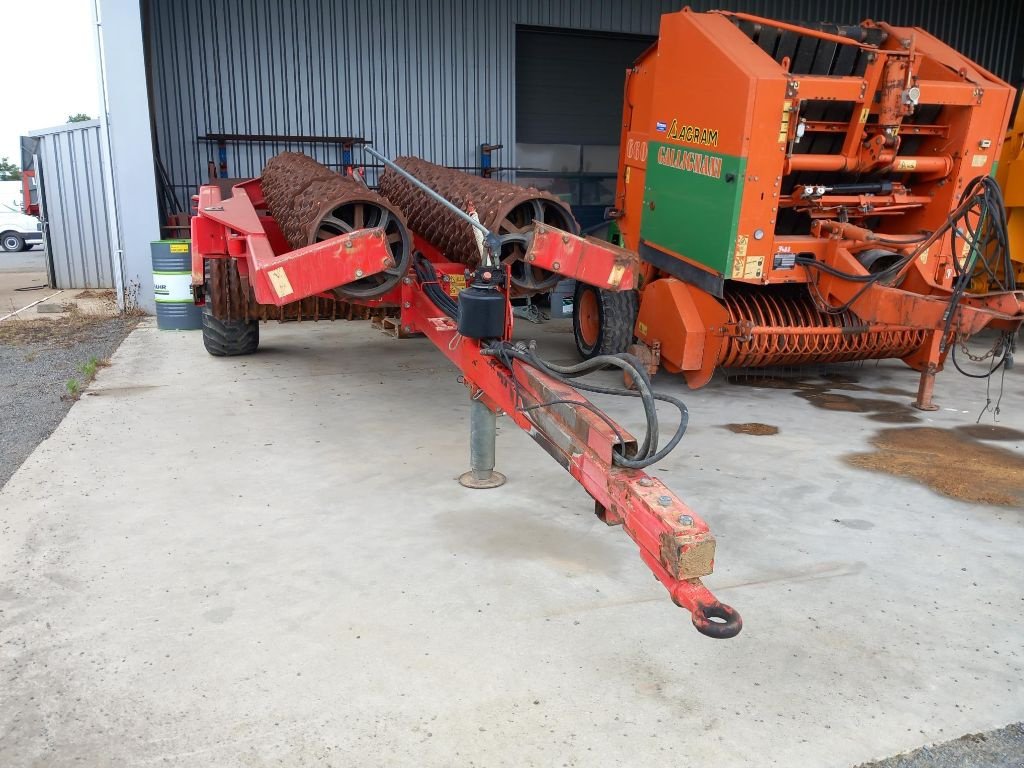 Packer & Walze от тип Sonstige RC 830, Gebrauchtmaschine в BRECE (Снимка 8)