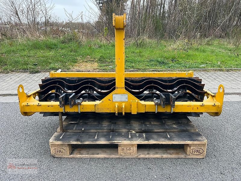 Packer & Walze του τύπου Sonstige Rollo Jack 150 **Frontpacker / Frontrolle / Schwadrolle**, Gebrauchtmaschine σε Marl (Φωτογραφία 2)