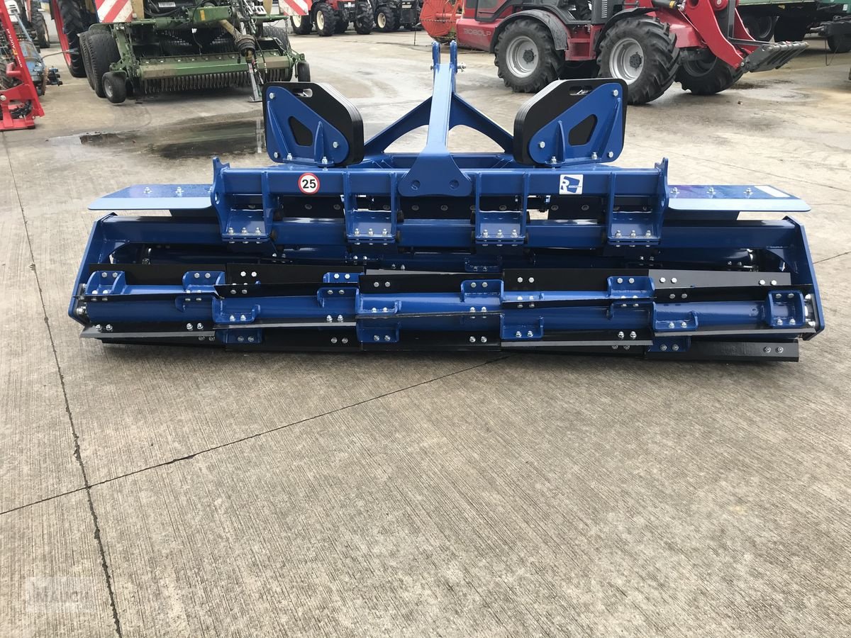 Packer & Walze του τύπου Sonstige Rolmako Messerwalze, Neumaschine σε Burgkirchen (Φωτογραφία 3)