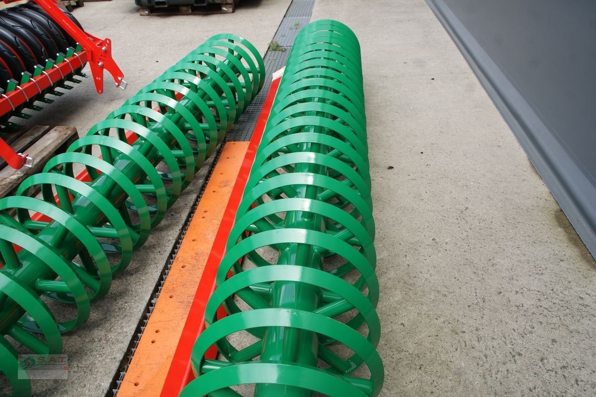 Packer & Walze of the type Sonstige Walzen-Nachläufer-Grubber-Scheibenegge, Neumaschine in Eberschwang (Picture 18)