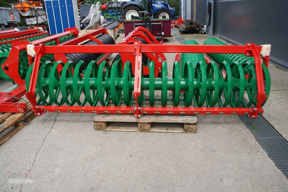 Packer & Walze of the type Sonstige Walzen-Nachläufer-Grubber-Scheibenegge, Neumaschine in Eberschwang (Picture 2)