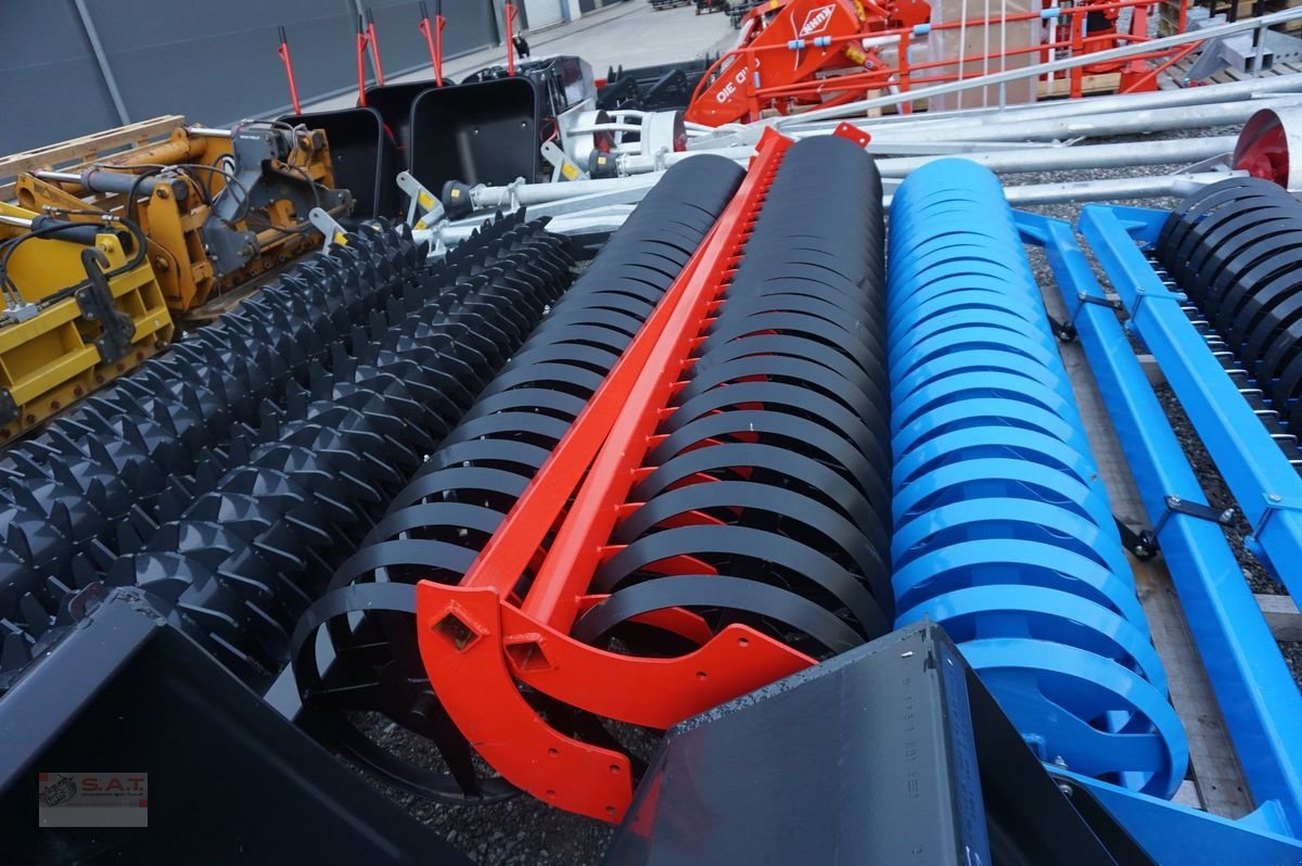 Packer & Walze of the type Sonstige Walzen-Nachläufer-Grubber-Scheibenegge, Neumaschine in Eberschwang (Picture 20)