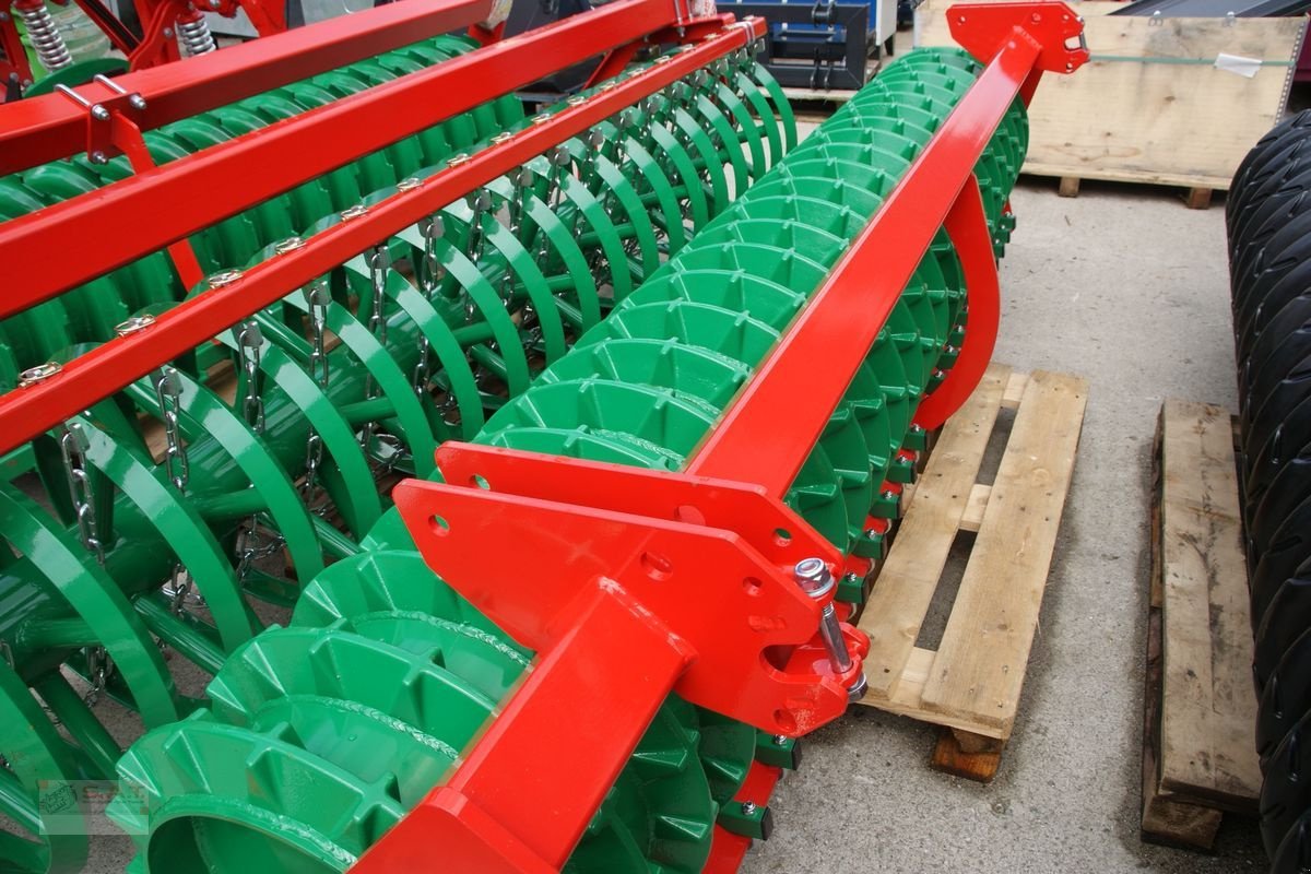 Packer & Walze of the type Sonstige Walzen-Nachläufer-Grubber-Scheibenegge, Neumaschine in Eberschwang (Picture 19)