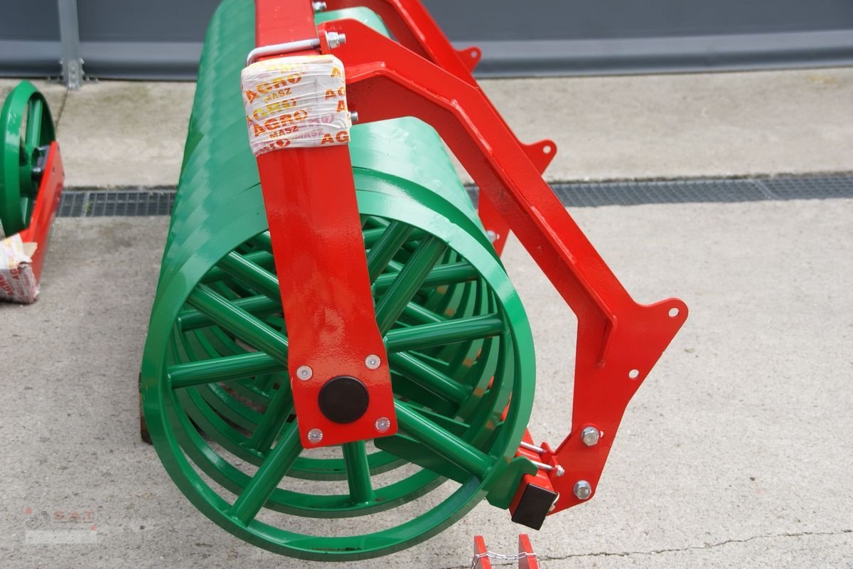 Packer & Walze of the type Sonstige Walzen-Nachläufer-Grubber-Scheibenegge, Neumaschine in Eberschwang (Picture 9)