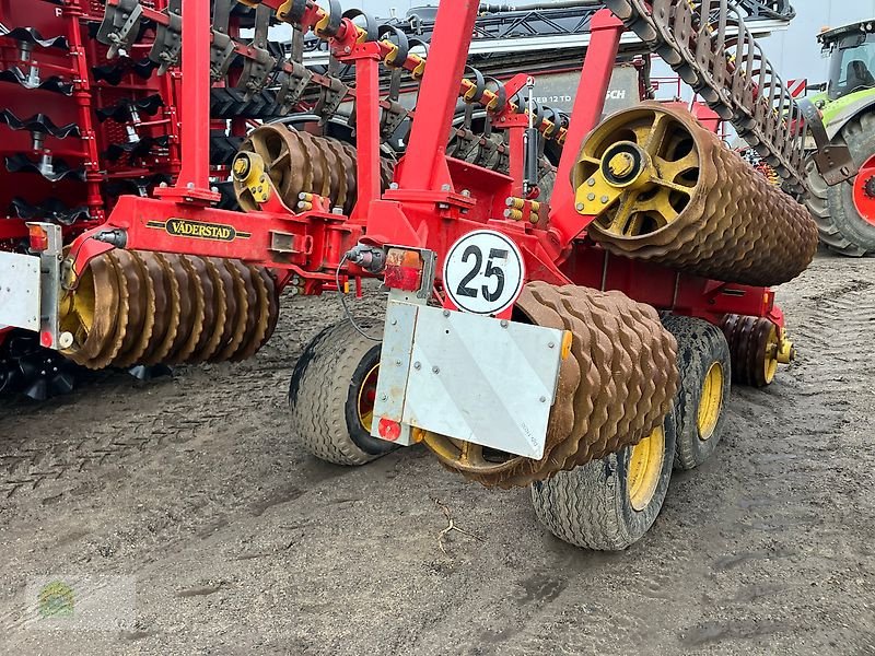 Packer & Walze του τύπου Väderstad Rexius RS 820, Gebrauchtmaschine σε Salsitz (Φωτογραφία 2)