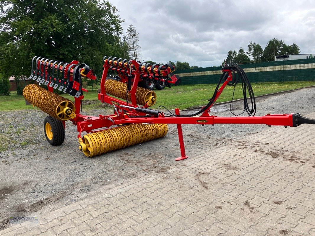 Packer & Walze des Typs Väderstad ROLLEX-620, Neumaschine in Aurich (Bild 8)