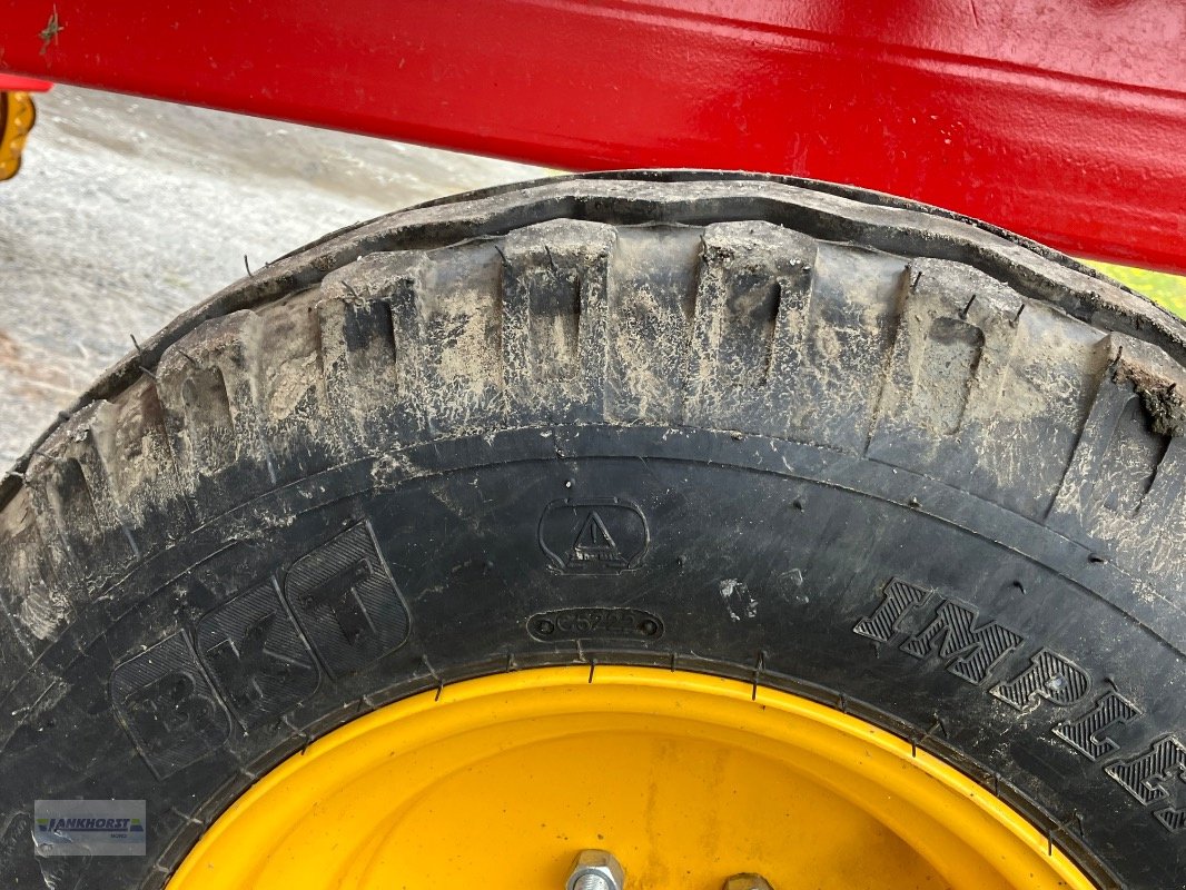 Packer & Walze des Typs Väderstad ROLLEX-620, Neumaschine in Aurich (Bild 17)