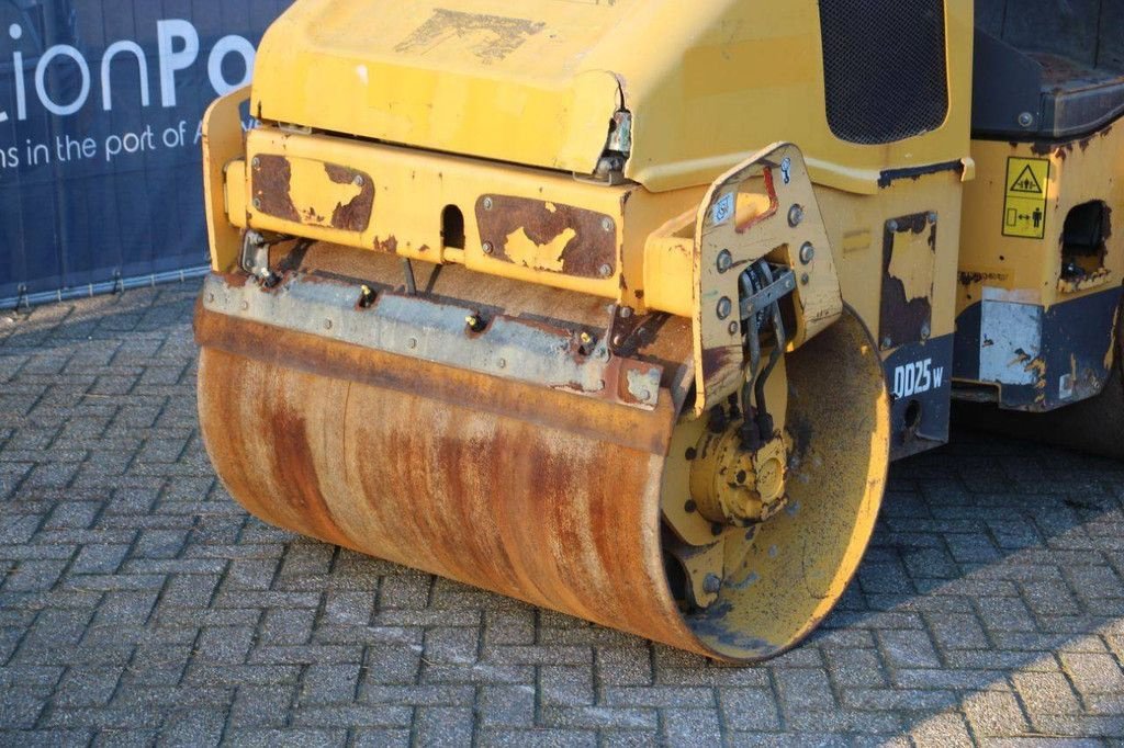 Packer & Walze του τύπου Volvo DD25, Gebrauchtmaschine σε Antwerpen (Φωτογραφία 10)