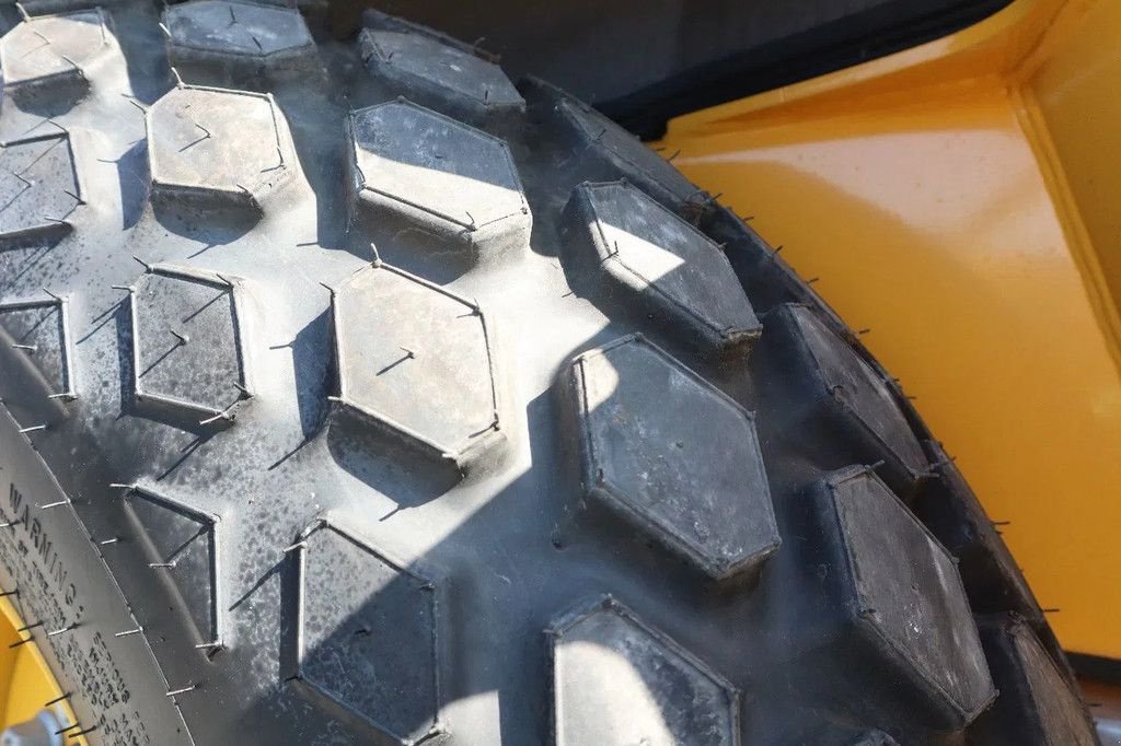 Packer & Walze za tip Volvo SD75B SD 75 B NEW / UNUSED 1 YEAR WARRANTY, Gebrauchtmaschine u Marknesse (Slika 10)