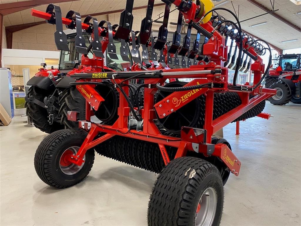 Packer & Walze типа Ziegler 8,2m 8001 cambridgetromle med hydr. Crossboard, Gebrauchtmaschine в Ringe (Фотография 1)