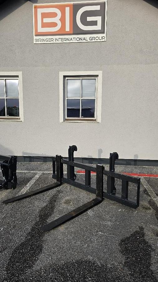 Palettengabel des Typs Big Dutchman Palettengabel Volvo BM Aufnahme 2000 mm, Neumaschine in Göpfritz an der Wild (Bild 1)