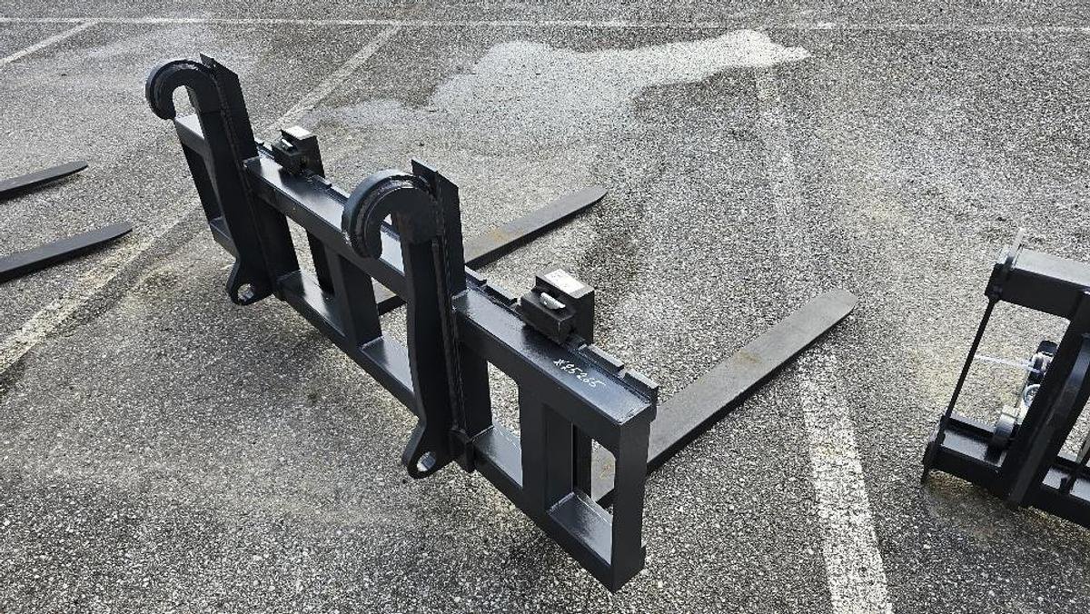 Palettengabel des Typs Big Dutchman Palettengabel Volvo BM Aufnahme 2000 mm, Neumaschine in Göpfritz an der Wild (Bild 2)