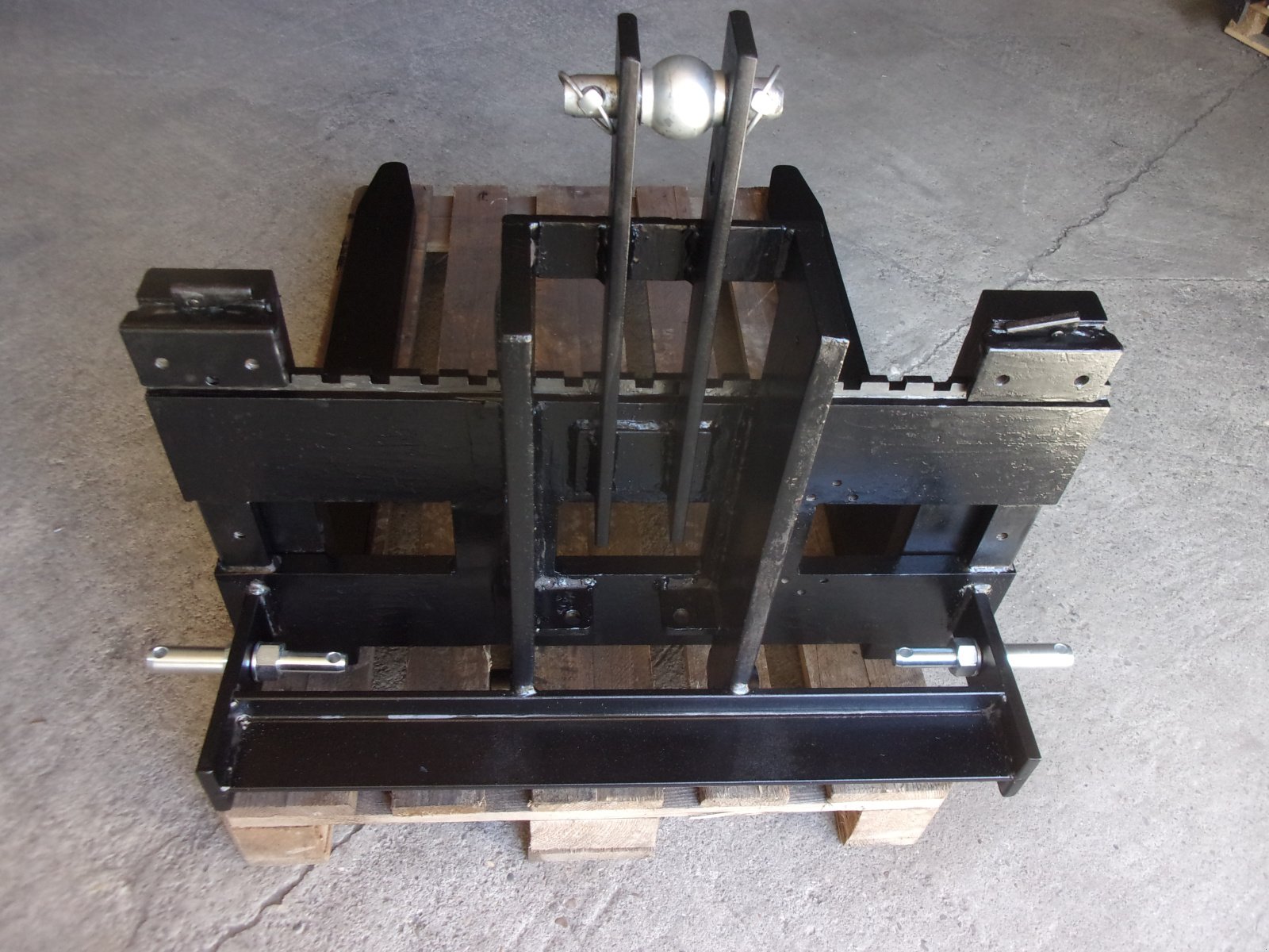 Palettengabel des Typs Gabelträger Gabelträger mit verstellbaren Gabelzinken, Aufnahme Kat. 1 und 2, Gebrauchtmaschine in Daiting (Bild 3)