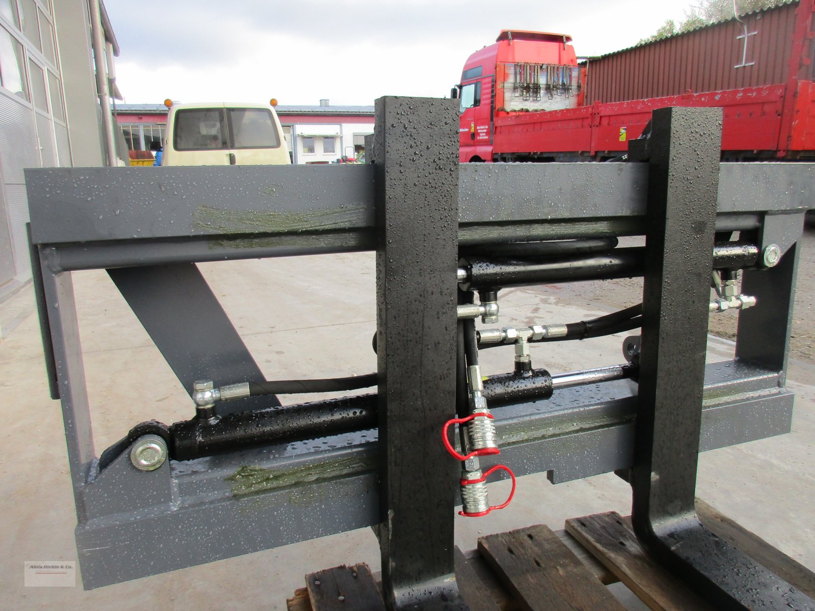 Palettengabel des Typs Palettengabel hydr. verstellbar UPF25H, Neumaschine in Tapfheim (Bild 5)