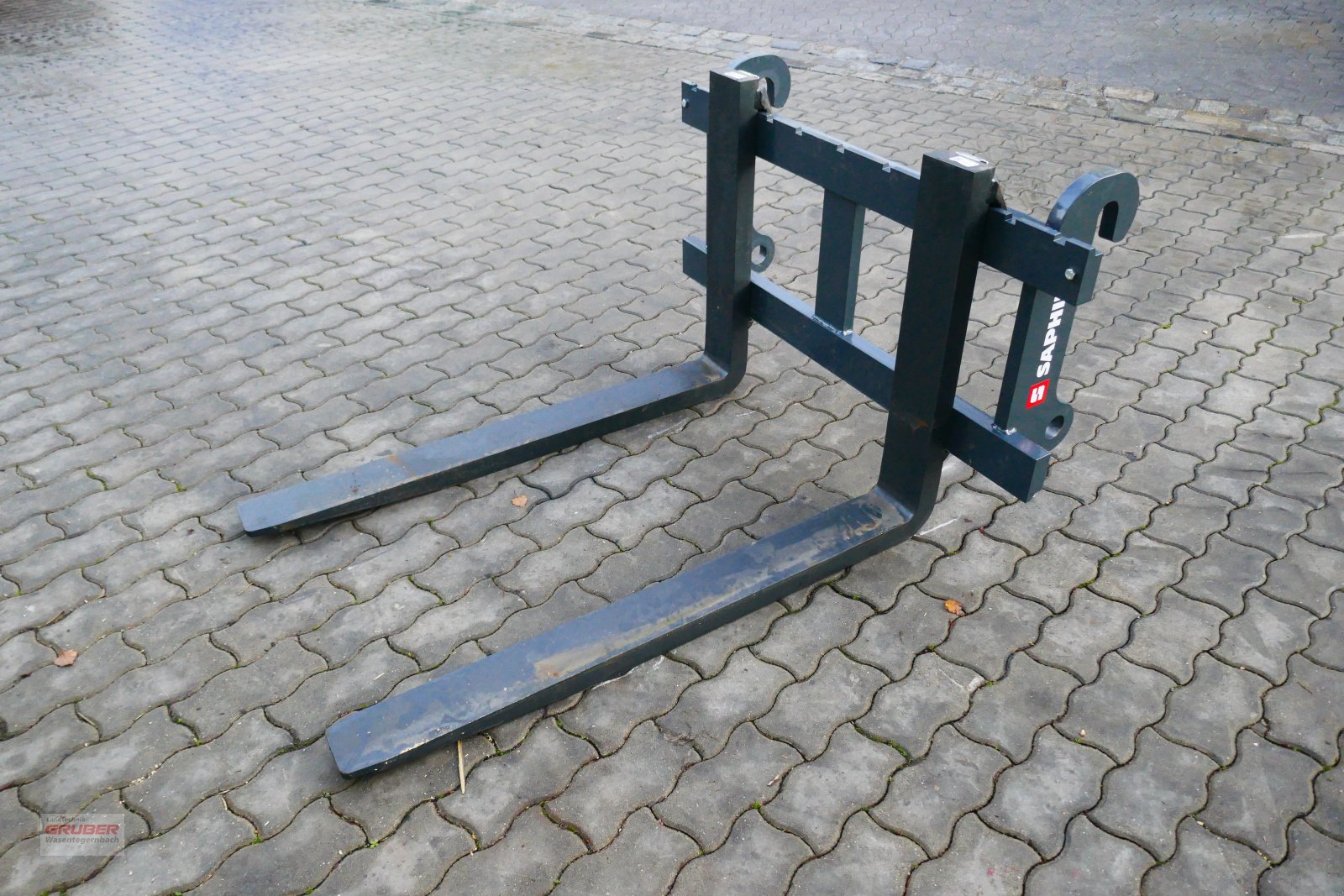 Palettengabel des Typs Saphir Palettengabel PG 12/45 für Claas Scorpion, Neumaschine in Dorfen (Bild 1)