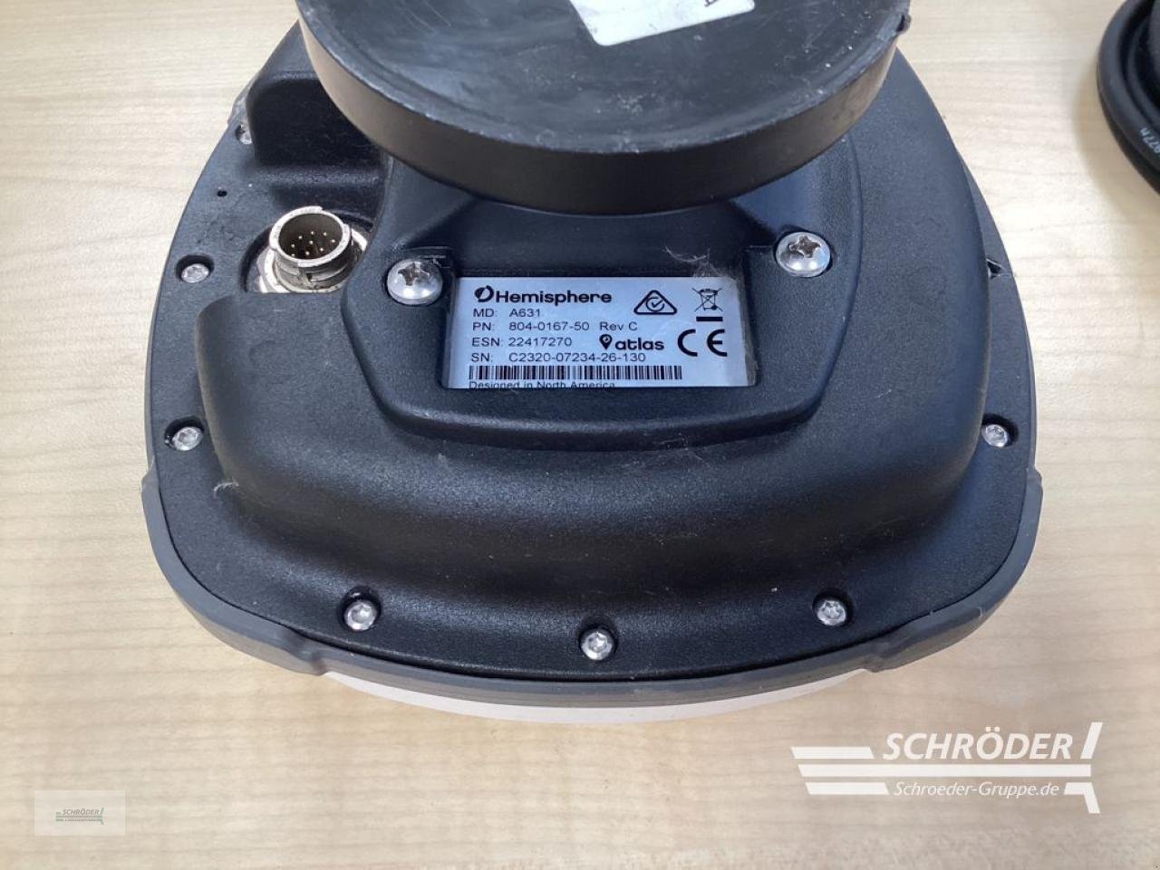 Parallelfahr-System van het type Amazone GPS EMPFÄNGER VON HEMISPHERE MIT ATLAS, Gebrauchtmaschine in Langförden (Foto 4)