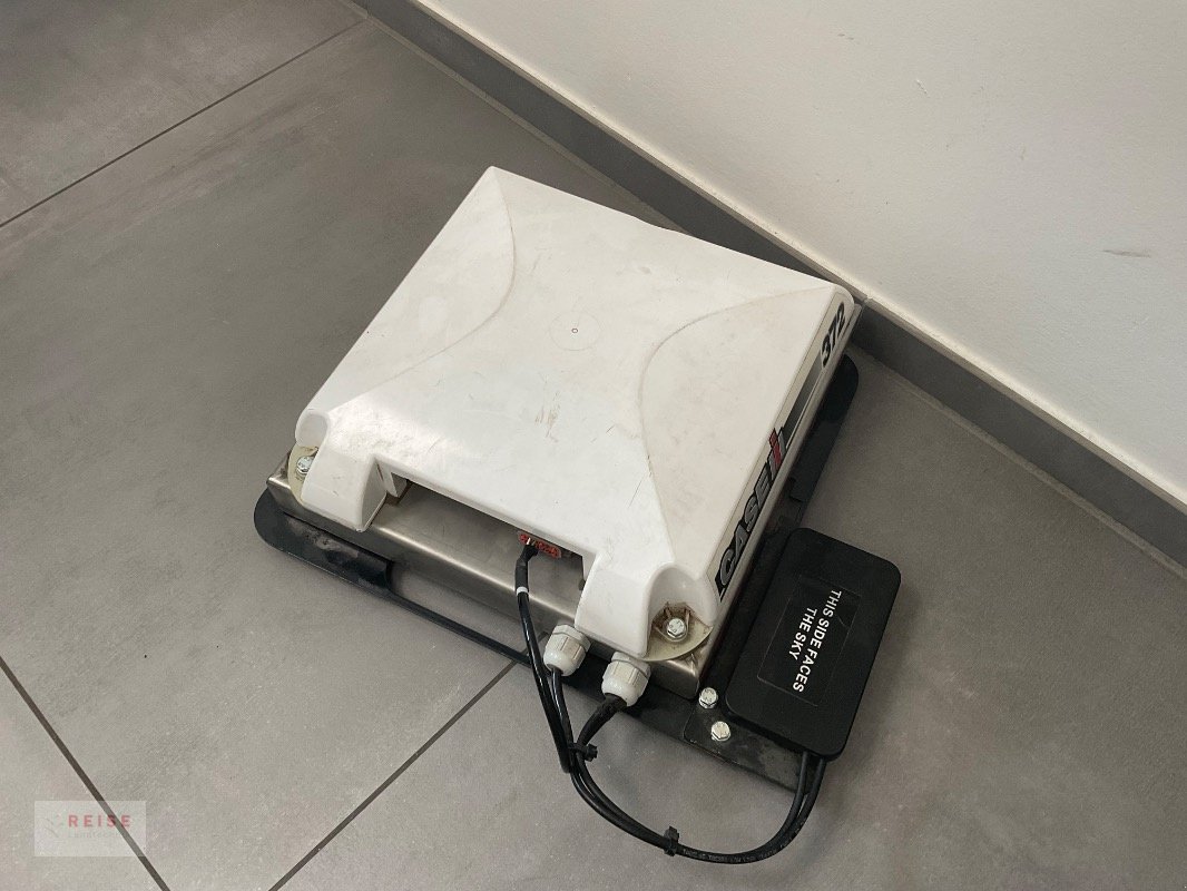 Parallelfahr-System des Typs Case IH Accu Guide RTK, Neumaschine in Lippetal / Herzfeld (Bild 3)