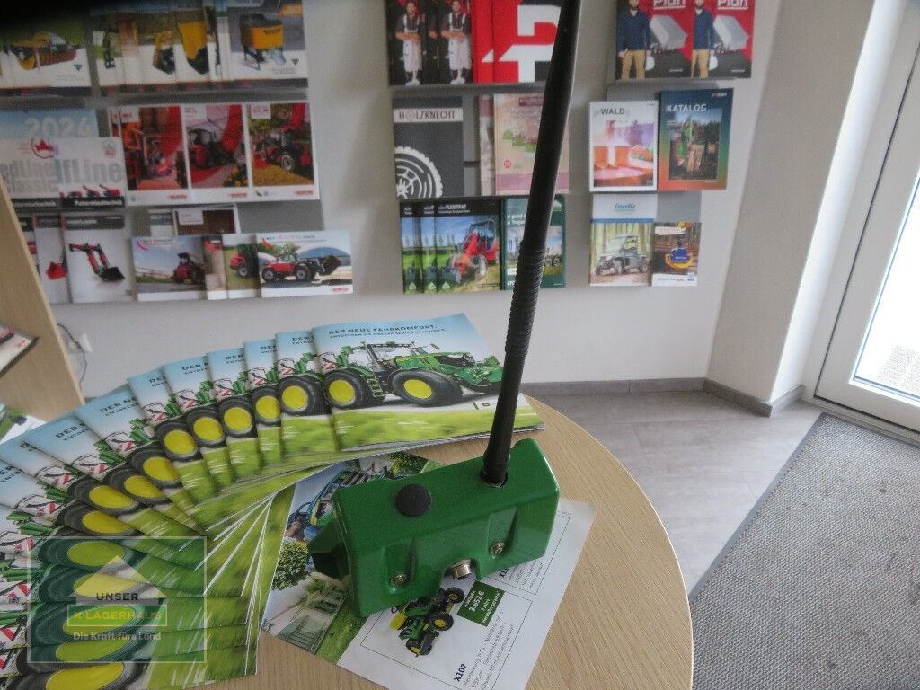 Parallelfahr-System of the type John Deere Funk RTK Antenne, Gebrauchtmaschine in Hofkirchen (Picture 1)