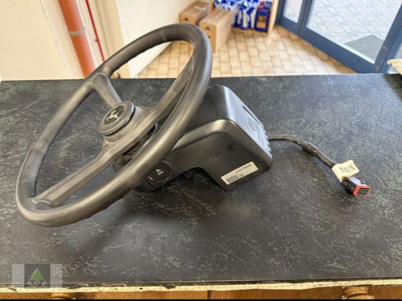 Parallelfahr-System a típus John Deere John Deere Autotrac Universal 300, Neumaschine ekkor: Markt Hartmannsdorf