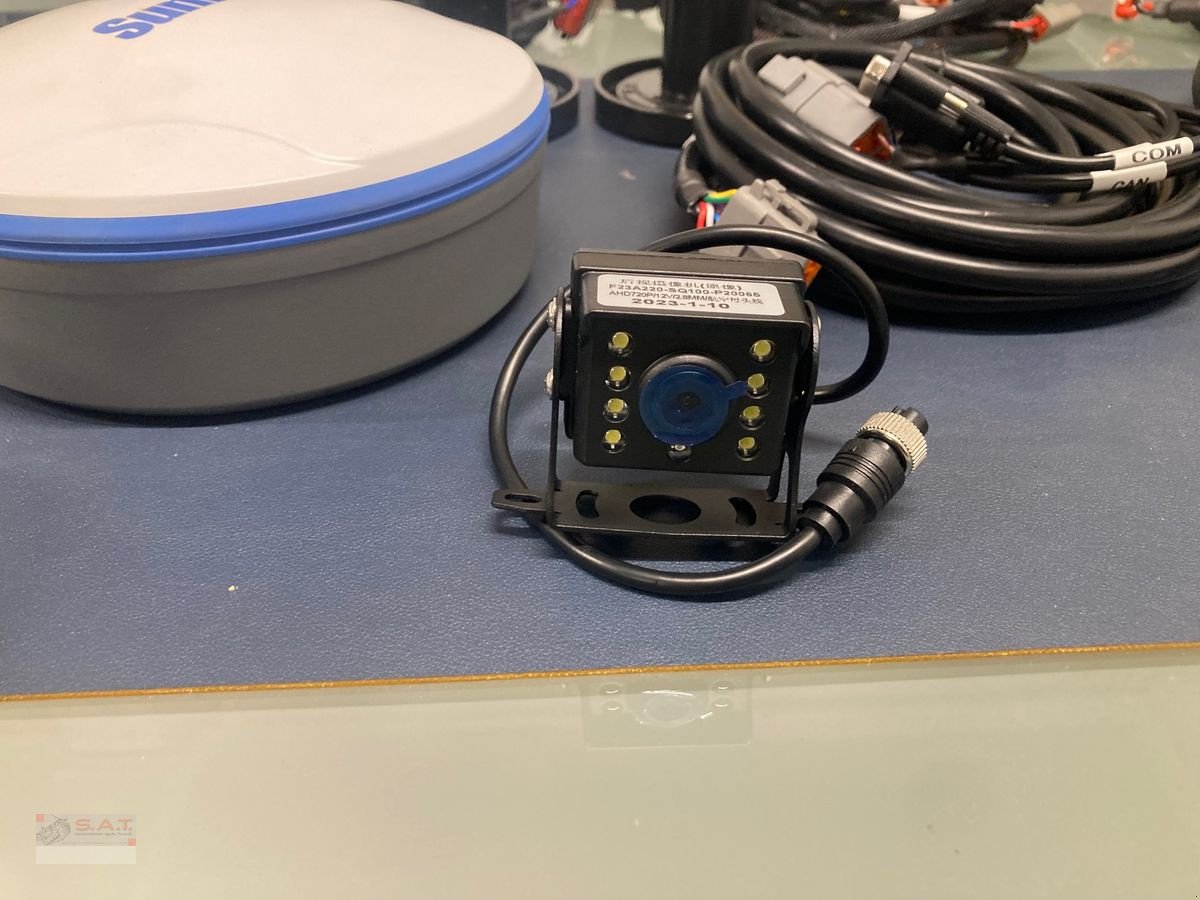 Parallelfahr-System of the type Sonstige AKTION-SunNav Lenksystem RTK Komplett-S.A.T., Neumaschine in Eberschwang (Picture 24)