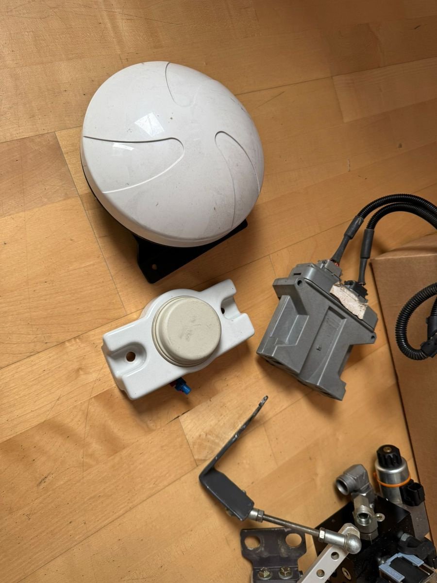 Parallelfahr-System van het type Sonstige GPS Vorrüstung Claas Arion 400, Gebrauchtmaschine in Mistelbach (Foto 4)