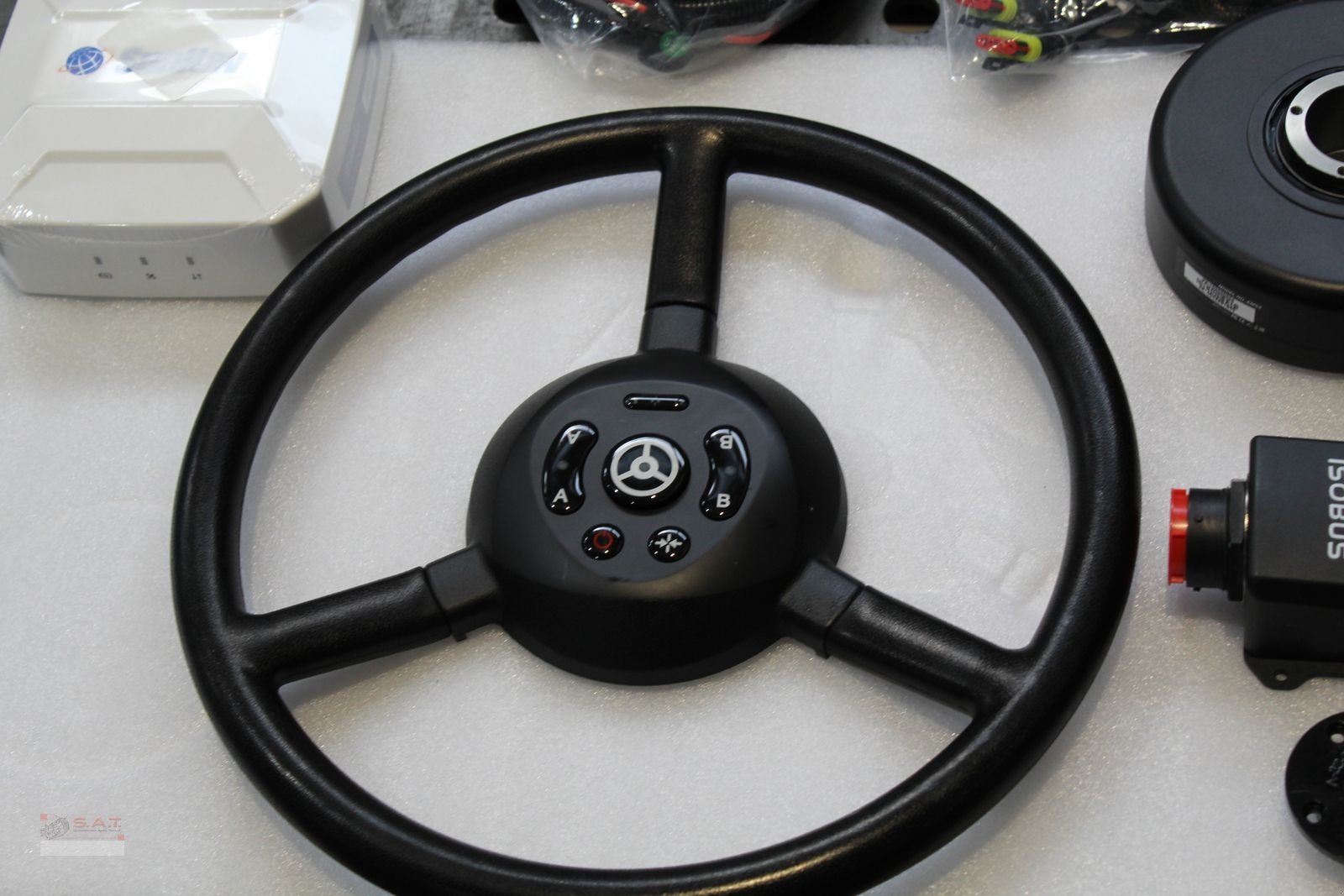 Parallelfahr-System от тип Sonstige Sun Nav AG 500-Isobus-RTK-Lenksystem, Neumaschine в Eberschwang (Снимка 3)