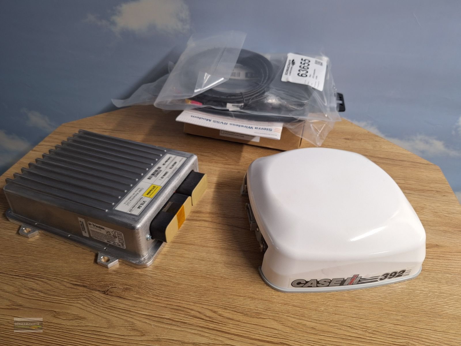 Parallelfahr-System типа Steyr AccuGuide Lenksystem AG392 + NAVIII, Neumaschine в Aurolzmünster (Фотография 8)