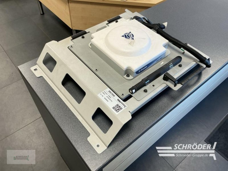 Parallelfahr-System du type Trimble AUTOGUIDE RTK, Neumaschine en Hemmoor