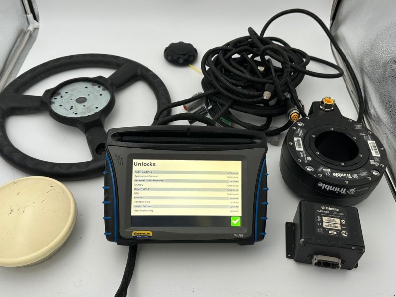 Trimble EZ Pilot, Gebrauchtmaschine (Picture 1) Parallelfahr-System of the type Trimble EZ Pilot, Gebrauchtmaschine in Lytsewierrum (Picture 1)