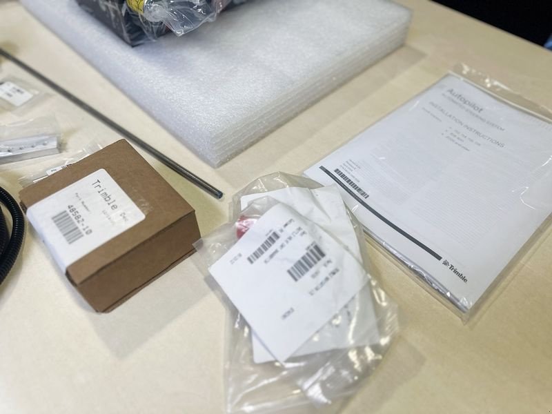 Parallelfahr-System del tipo Trimble Full Autopilot Plattformkit für Nachr, bei Fendt, Neumaschine In St. Marienkirchen (Immagine 12)