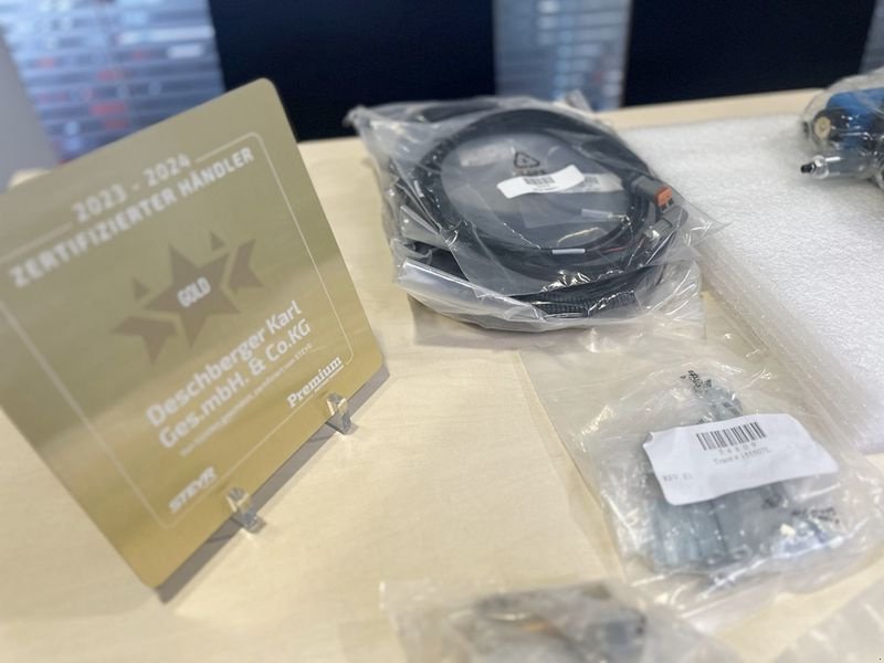 Parallelfahr-System del tipo Trimble Full Autopilot Plattformkit für Nachr, bei Fendt, Neumaschine In St. Marienkirchen (Immagine 7)