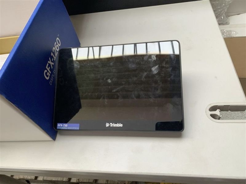 Parallelfahr-System des Typs Trimble GFX 750, Gebrauchtmaschine in Töging a. Inn (Bild 1)