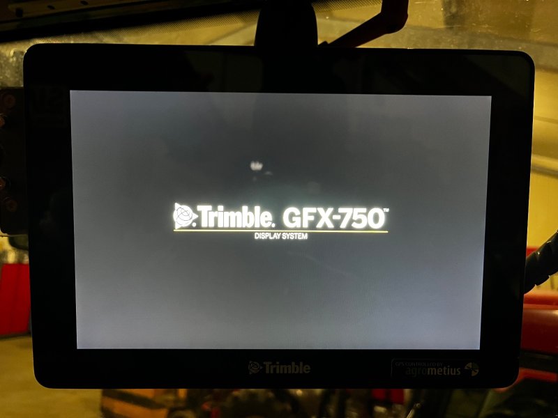 Parallelfahr-System Türe ait Trimble GFX-750, Gebrauchtmaschine içinde Hallbergmoos (resim 1)