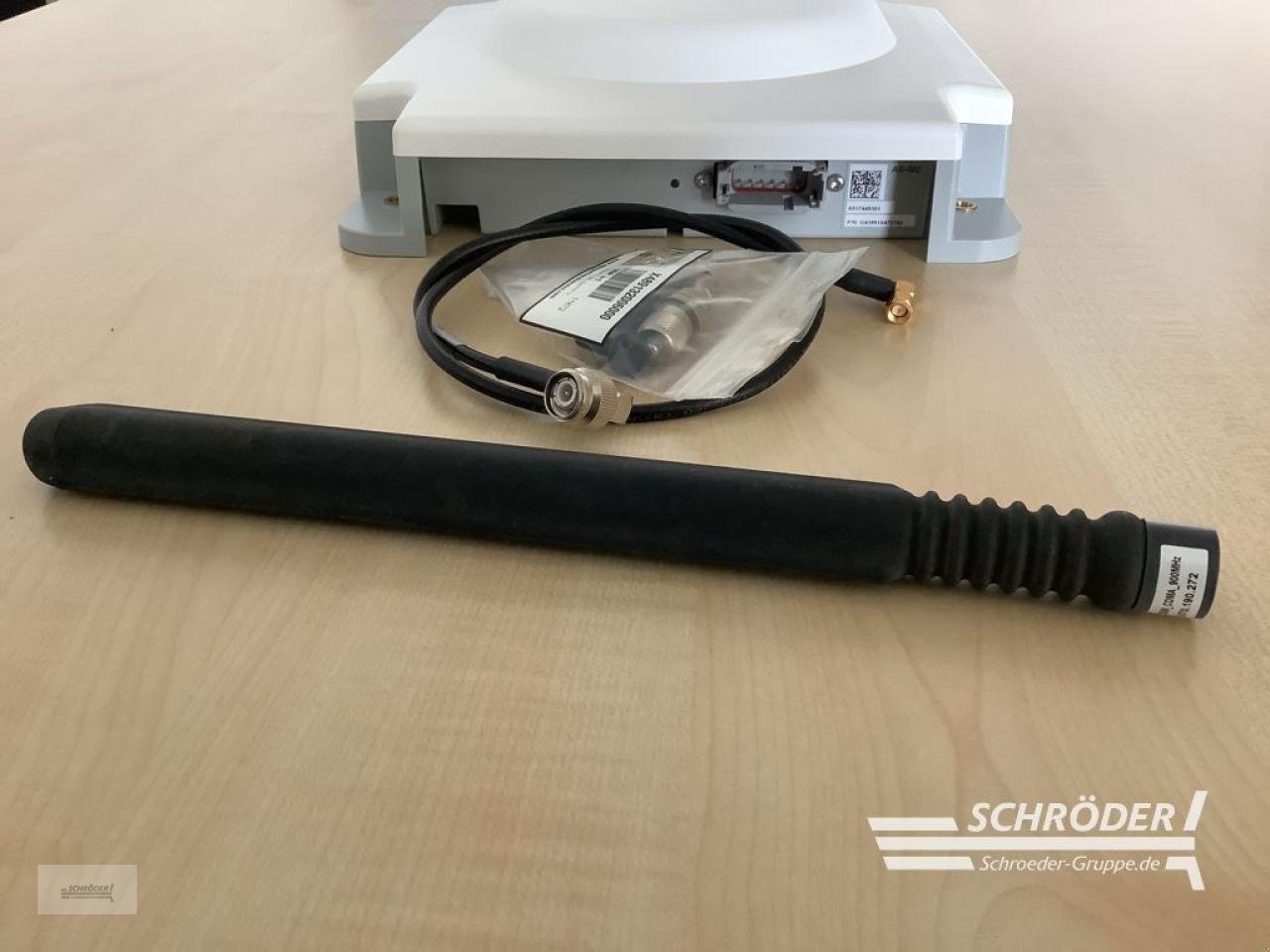 Parallelfahr-System des Typs Trimble VARIOGUIDE RTK, Neumaschine in Ahlerstedt (Bild 3)