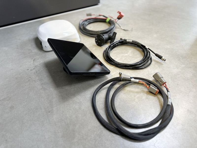 Parallelfahr-System от тип Trimble XCN1050 (GFX750) Display, Gebrauchtmaschine в St. Marienkirchen (Снимка 3)