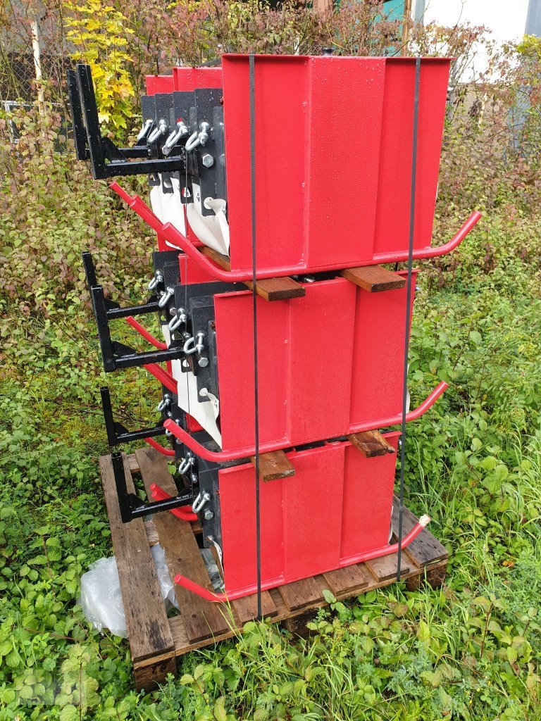 Pflanzenschutz-System des Typs Schröder Spritzkasten, Neumaschine in Markt Nordheim (Bild 1)