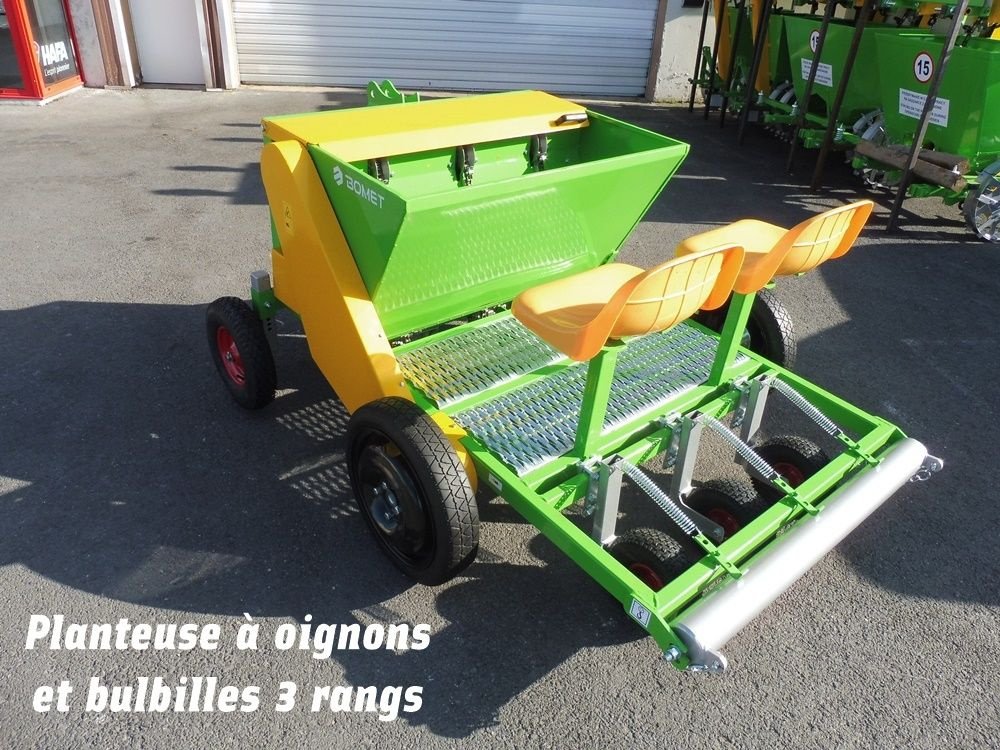 Pflanzmaschine Türe ait BOMET PLANTEUSE OIGNONS BULBILLES S290, Gebrauchtmaschine içinde RETHEL (resim 3)