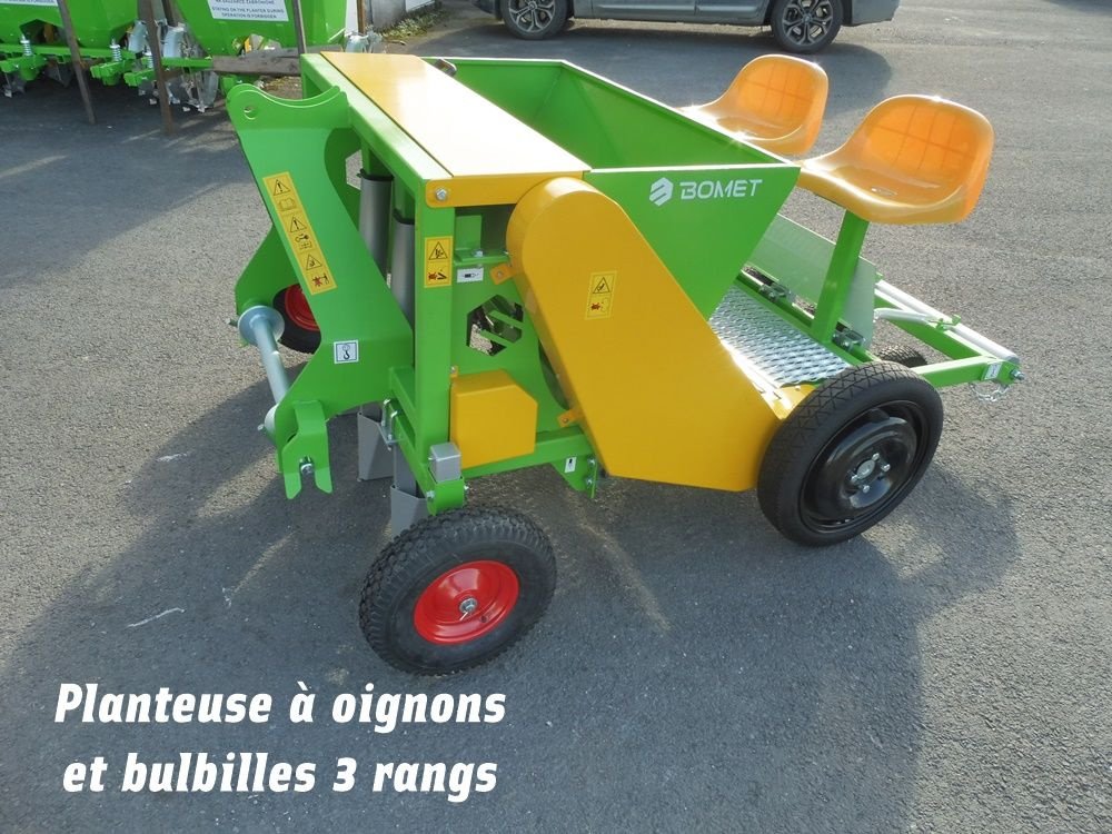 Pflanzmaschine Türe ait BOMET PLANTEUSE OIGNONS BULBILLES S290, Gebrauchtmaschine içinde RETHEL (resim 1)