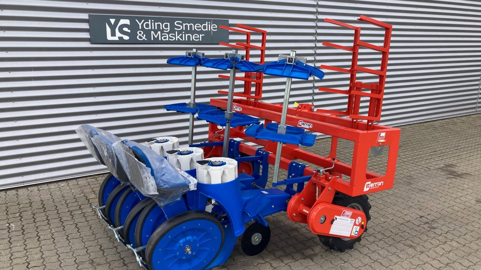 Pflanzmaschine del tipo Ferrari F MAX, Gebrauchtmaschine In Horsens (Immagine 2)