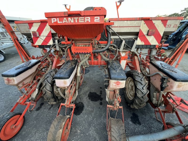 Pflanzmaschine des Typs Kuhn PLANTER II, Gebrauchtmaschine in PONTIVY (Bild 1)