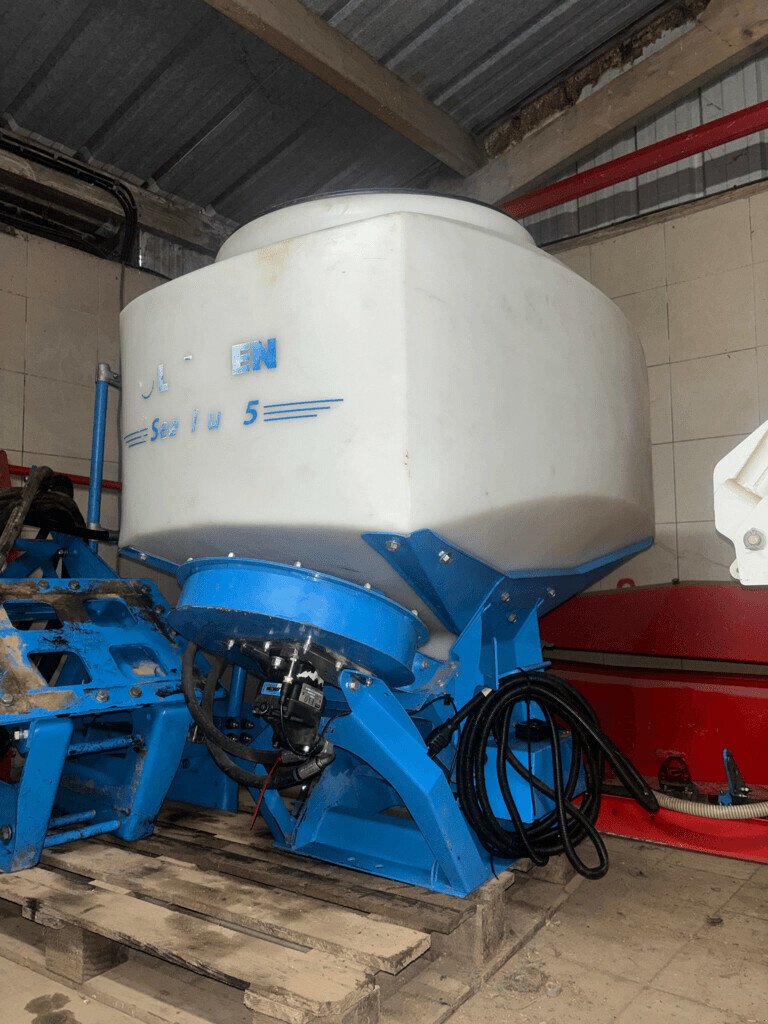 Pflanzmaschine от тип Lemken SEMOIR SEEDHUB, Gebrauchtmaschine в PONTIVY (Снимка 1)