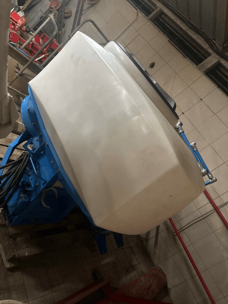 Pflanzmaschine от тип Lemken SEMOIR SEEDHUB, Gebrauchtmaschine в PONTIVY (Снимка 4)